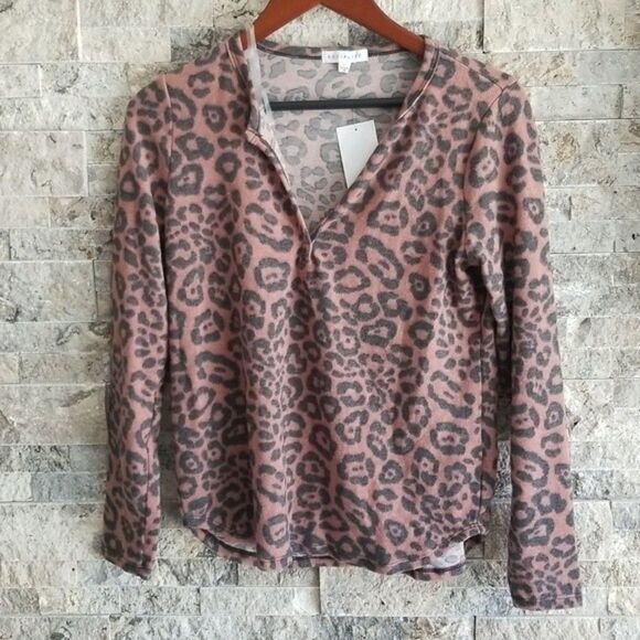 NWT Socialite Split Neck Fleece Long Sleeve Top - Picture 2 of 6